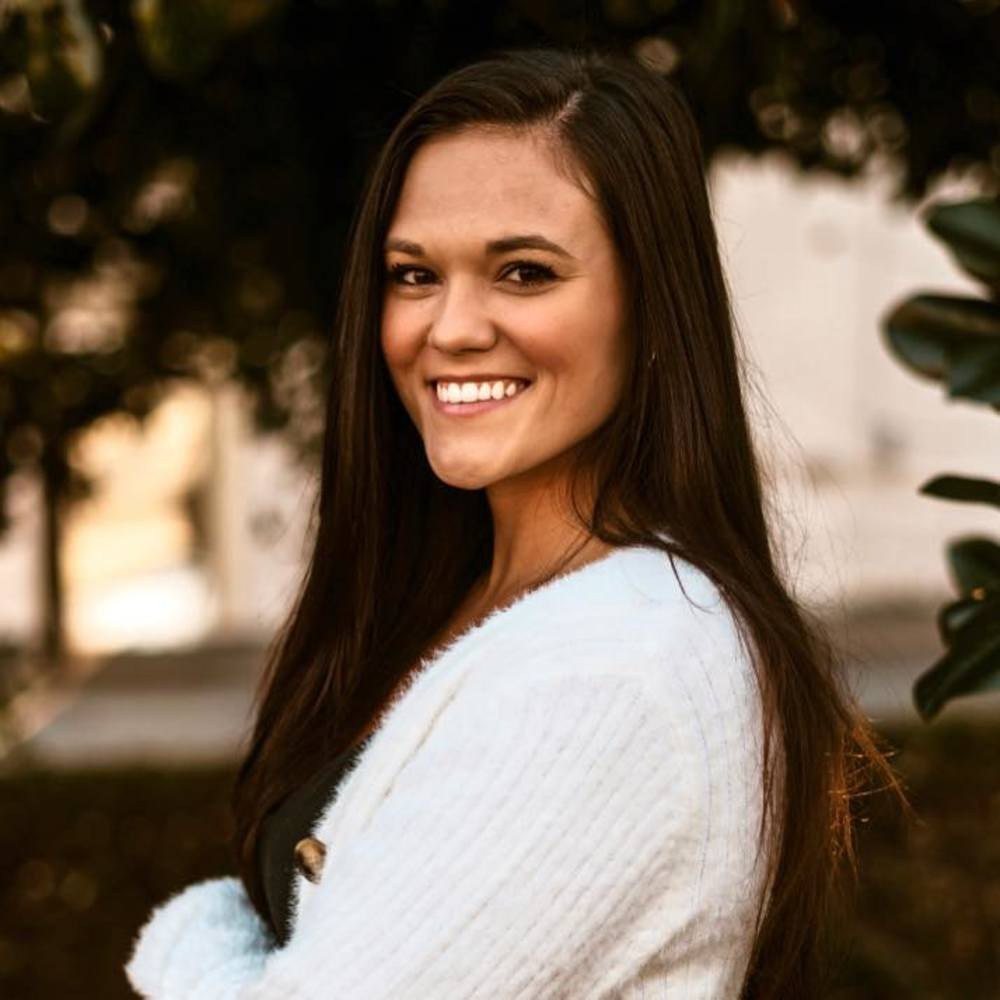 Meet your Posher, Courtney